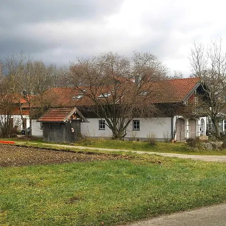 Wohnen Und Kunst In St Christoph